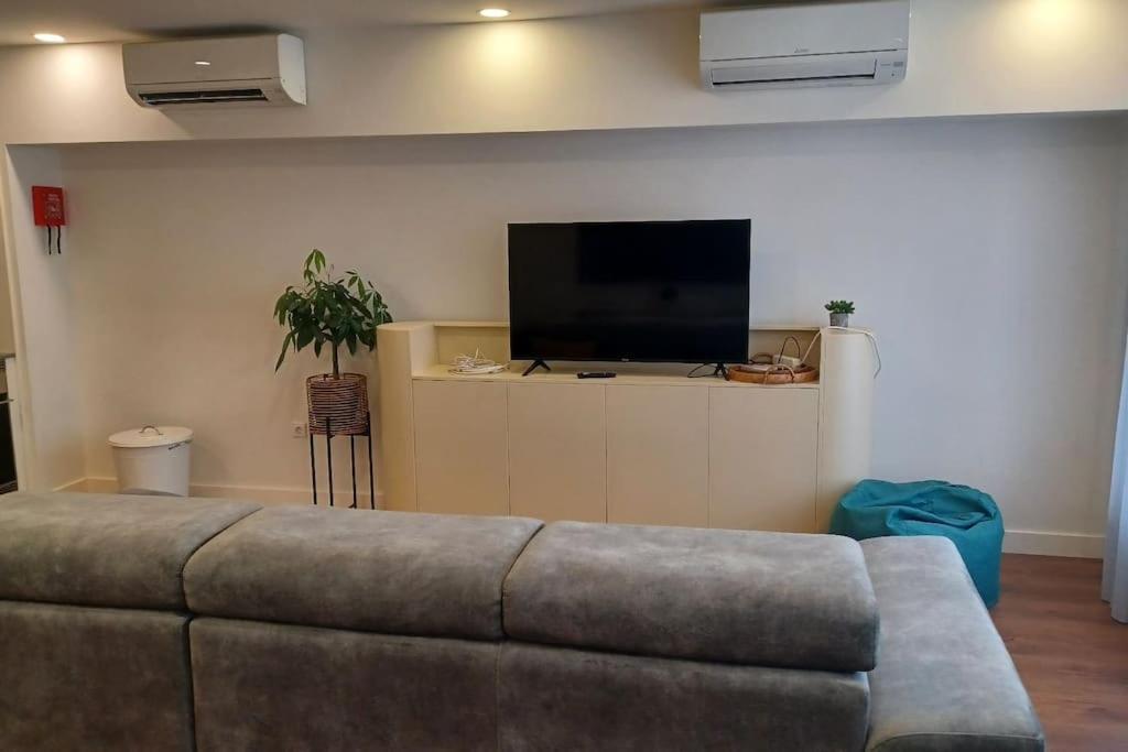 A H - Apartment Oporto Downtown Exterior photo